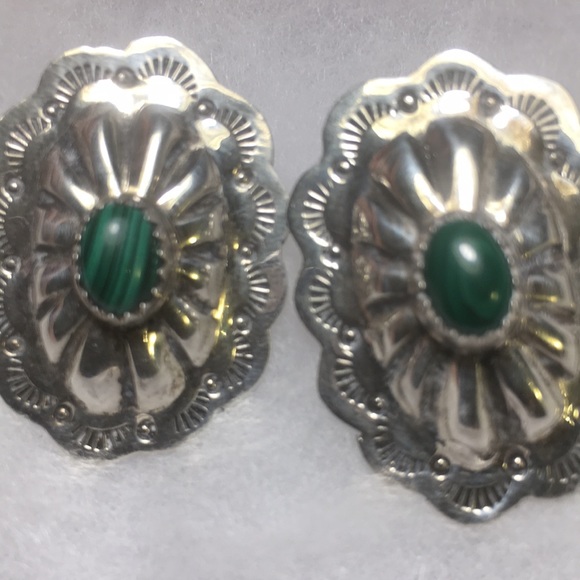 Vintage Navajo Sterling Silver Green Malachite Large Oval Post Earrings Signed - Picture 3 of 16